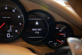 2016款保时捷Panamera