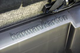 2011款奔驰R500海外试驾实拍