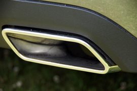 2011款奔驰R500海外试驾实拍