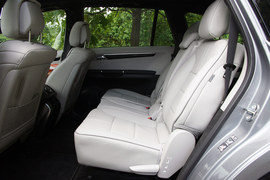 2011款奔驰R500海外试驾实拍