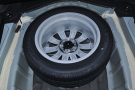 2010款一汽丰田皇冠2.5L