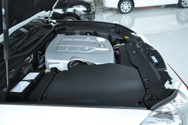 2010款一汽丰田皇冠2.5L
