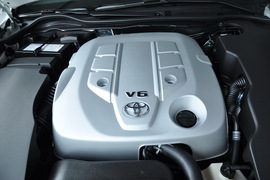 2010款一汽丰田皇冠2.5L