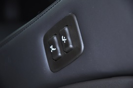 2010款一汽丰田皇冠2.5L