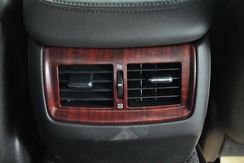 2010款一汽丰田皇冠2.5L