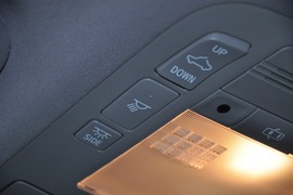 2010款一汽丰田皇冠2.5L