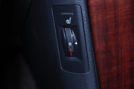 2010款一汽丰田皇冠2.5L