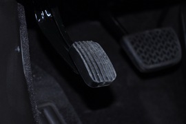 2010款一汽丰田皇冠2.5L