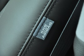 2010款一汽丰田皇冠2.5L