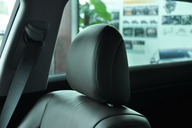 2010款一汽丰田皇冠2.5L