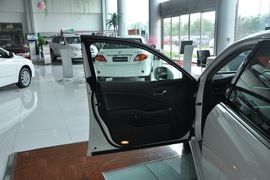 2010款一汽丰田皇冠2.5L