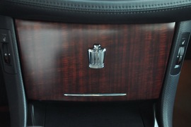 2010款一汽丰田皇冠2.5L