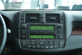 2010款一汽丰田皇冠2.5L