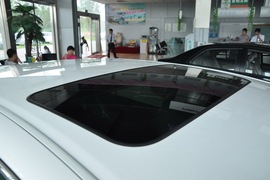 2010款一汽丰田皇冠2.5L