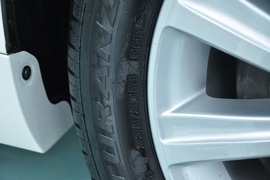 2010款一汽丰田皇冠2.5L