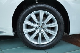 2010款一汽丰田皇冠2.5L