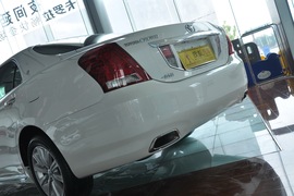 2010款一汽丰田皇冠2.5L