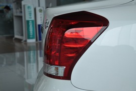 2010款一汽丰田皇冠2.5L