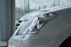 2010款一汽丰田皇冠2.5L