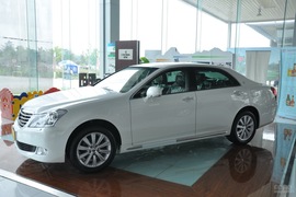 2010款一汽丰田皇冠2.5L
