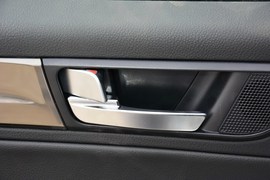 2016款中华V5
