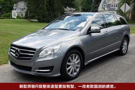 2011款奔驰R500海外试驾实拍