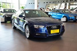 2016款奥迪A5掀背45TFSI舒适型