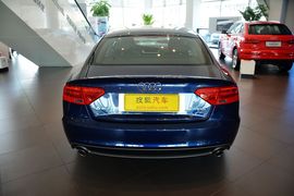 2016款奥迪A5掀背45TFSI舒适型