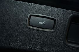 2016款保时捷Macan