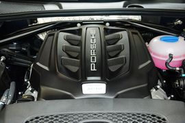 2016款保时捷Macan