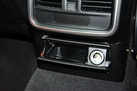 2016款保时捷Macan