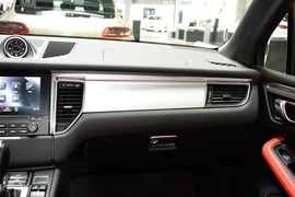 2016款保时捷Macan