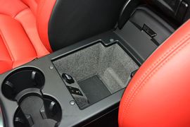 2016款保时捷Macan