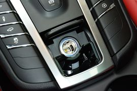 2016款保时捷Macan