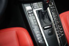 2016款保时捷Macan