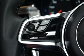 2016款保时捷Macan