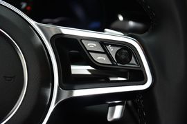 2016款保时捷Macan