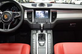 2016款保时捷Macan