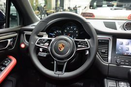 2016款保时捷Macan