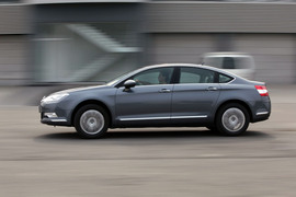 雪铁龙C5对比测试