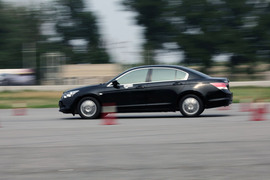 本田雅阁对比测试