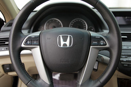 本田雅阁对比测试