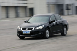 本田雅阁对比测试