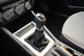 2017款斯柯达明锐1.6L手动创行版