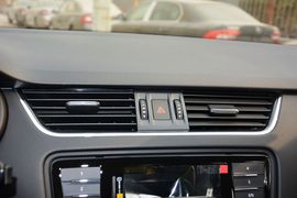 2017款斯柯达明锐1.6L手动创行版