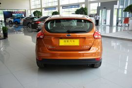 2015款福特福克斯两厢1.6L手动风尚型