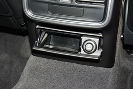 2016款保时捷Macan