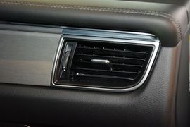 2016款保时捷Macan