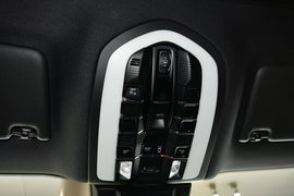 2016款保时捷Macan