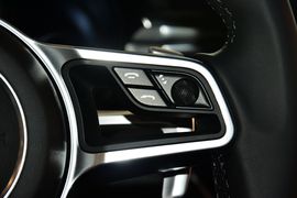 2016款保时捷Macan